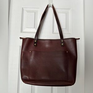 Portland Leather Goods medium zipper tote in Cognac. Good used condition.